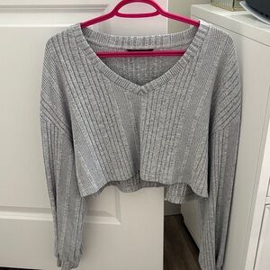 Cropped Ribbed V-Neck Sweater - Light Gray